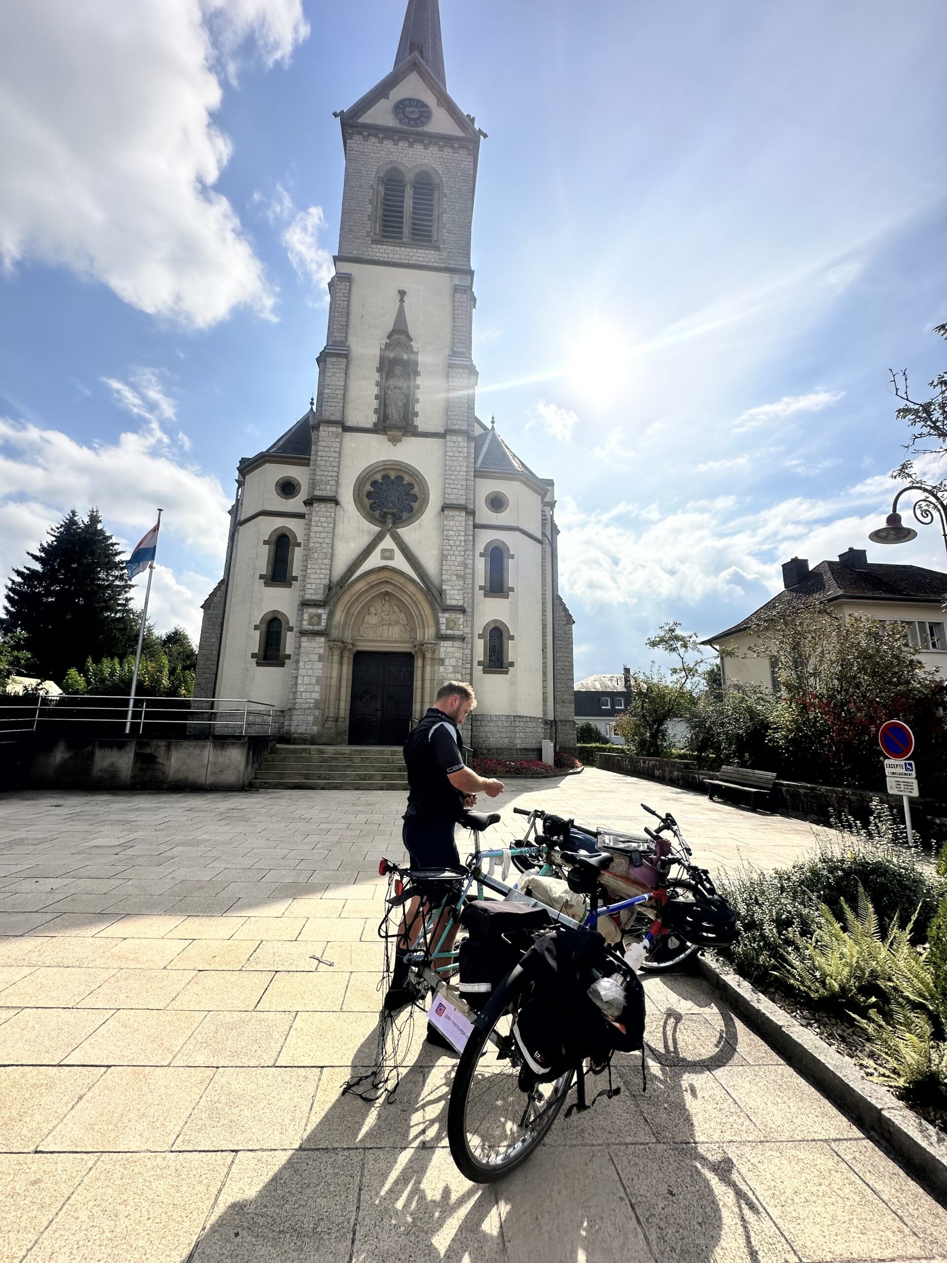 Buckled Wheels, Bye Bye Belgium and Hello Luxembourg 9 on Day’s 8 & 9 – Two Guys One Trike